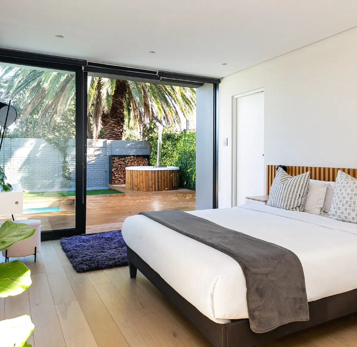 Palm Paradise main bedroom